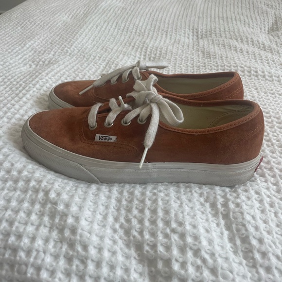 Vans x Madewell unisex sneakers. Suede. Worn once - Picture 2 of 5